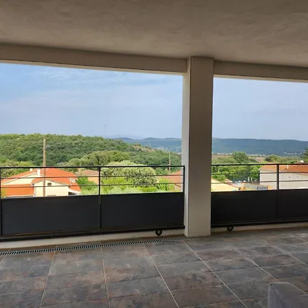 Maison Mila Prestige Nyaraló *